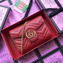 Gucci/古奇中文官网原单女包新款全皮GG Marmont系列绗缝迷你手袋474575红色