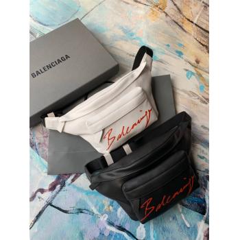 Balenciaga/巴黎世家官网新款牛皮签名印花腰包胸包挎包