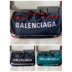 Balenciaga/巴黎世家官网男包新款LOGO尼龙超轻旅行袋