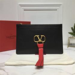 Valentino/华伦天奴官网女士新款V-RING真皮手拿包