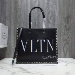 Valentino国产华伦天奴铆钉包VLTN字母印花真皮购物袋托特包
