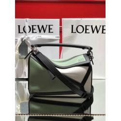 loewe包价格及图片罗意威新款小号经典小牛皮网格Puzzle手袋