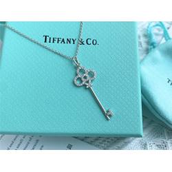 蒂芙尼中文官网Tiffany Keys 系列皇冠钥匙吊坠项链