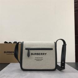 burberry英国巴宝莉代购小号 Horseferry 印花棉质帆布信使包80420361