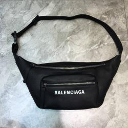Balenciaga正品巴黎世家中文官网新款荔枝纹牛皮腰包胸包