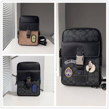 蔻驰美国官网CC017 CC113 DISNEY X COACH TRACK PACK迪士尼联名胸包