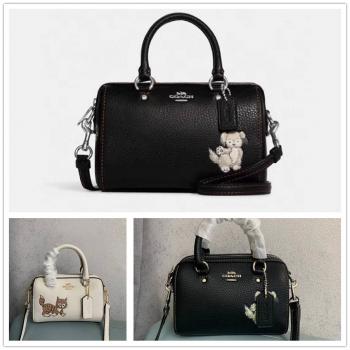 coach官网女包蔻驰CD444 CD445 MINI ROWAN跳舞猫开心狗迷你枕头包