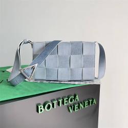 葆蝶家是什么档次Bottega Veneta BV女包708768 Cassette斜挎包牛仔印花羊皮方块包578004