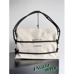 葆蝶家英文怎么写Bottega Veneta BV官网743625 Quadronno 帆布单肩包