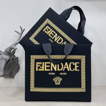 芬迪范思哲联名Fendi X VARSACE 8BH395 Fendace徽标购物袋托特包