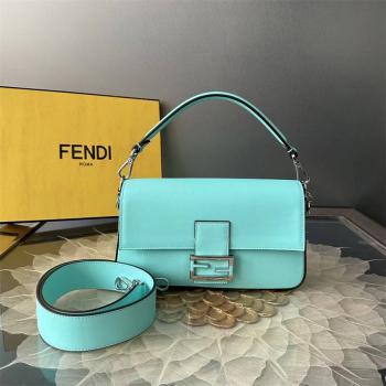 芬迪蒂芙尼Fendi x Tiffany 8BR600 Baguette联名款中号法棍包7012