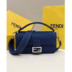 FENDI芬迪女包8BR600牛仔布BAGUETTE中号法棍包8605