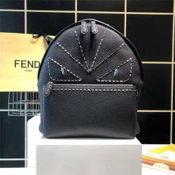 FENDI芬迪7VZ012 Bag Bugs铆钉装饰小怪兽眼睛双肩包