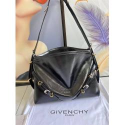 Givenchy纪梵希BB50SSB1Q7-001 中号Voyou手袋腋下包