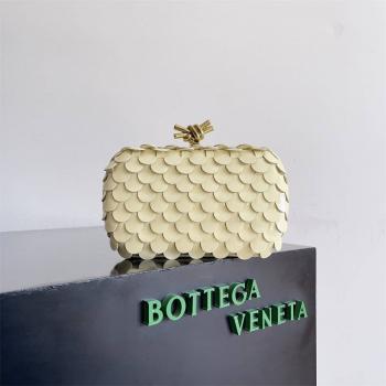 bottega veneta BV葆蝶家795075（717622）Knot 花瓣编织晚宴包