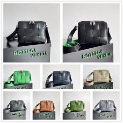 bottega veneta BV葆蝶家官网男包730027 Cassette Camera相机包