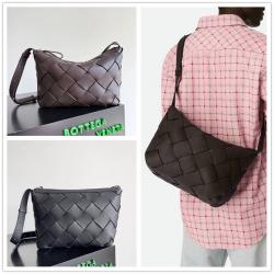 bottega veneta BV葆蝶家官网795125 Diago Hobo包斜挎包