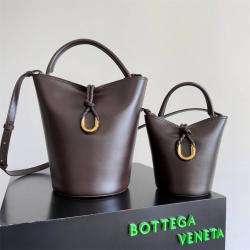 bottega veneta BV葆蝶家香港官网815244/806038 Liberta水桶包