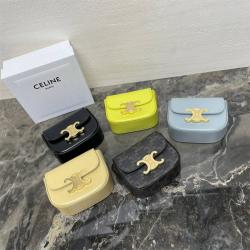 Celine思琳10I513/10I512 TRIOMPHE迷你耳机包口红包101513