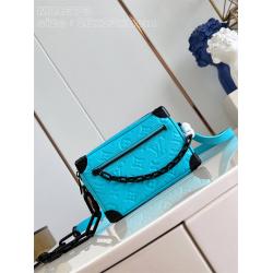 上海lv店地址M11673 MINI SOFT TRUNK 链条包盒子包