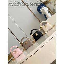 LV官网M02132 MICRO BAG CAPUCINES 包饰挂件链条包48865