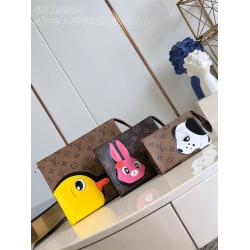 lv的包M11254 Trio Poche Toilette 盥洗袋