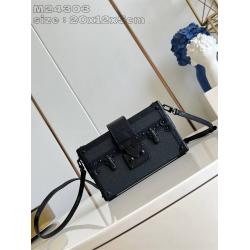 LV正品官网M24303 PETITE MALLE 手袋盒子包