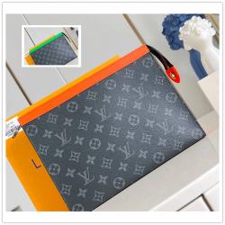 LV香港官网M26031 POCHETTE VOYAGE 中号手拿包