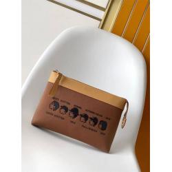 LV男包价格M25868 POCHETTE VOYAGE SOUPLE 手拿包