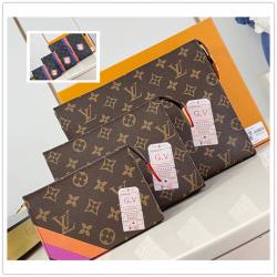 LV P01952/P01957 TRIO MON MONOGRAM 盥洗袋（三件套手拿包）