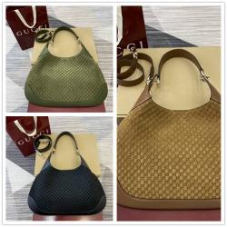 gucci官网价格古驰 834981 GG Body双锁扣手袋（压花绒）