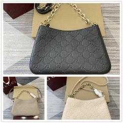 gucci旗舰店古驰 815263 GG Emblem系列小号肩背包
