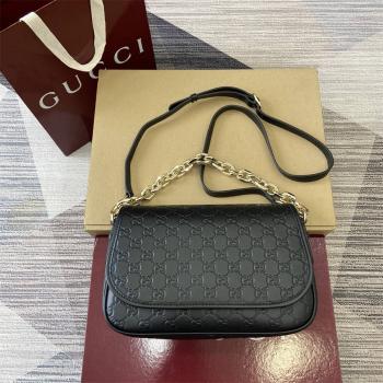 gucci包多少钱古驰 848882 GG Emblem系列中号肩背包