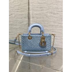 dior美国官网迪奥Lady D-Joy 超迷你（限量版重工珠子横版戴妃包）