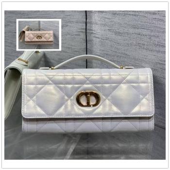 dior法国官网迪奥 S5221 Miss Caro Top Handle 手拿包（珠光）