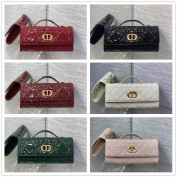 迪奥dior官网 S5221 Miss Caro Top Handle 手拿包（漆皮）