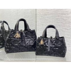 迪奥女包M2822/M2821 小号/中号 Dior Toujours 手提包（压花牛皮）