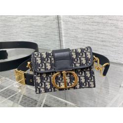 dior香港官网迪奥M9204 30 MONTAIGNE系列蒙田帆布盒子包