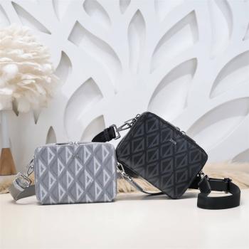 迪奥中国官网 2ESBC119 Dior Lingot 信使包相机包
