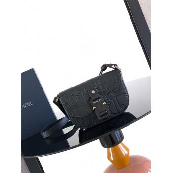 dior官方网站迪奥 2ADCA435 迷你马鞍信使包（压花）