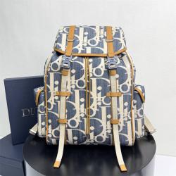 迪奥中文官网 1HTBA205 Dior Hit The Road 牛仔布双肩包