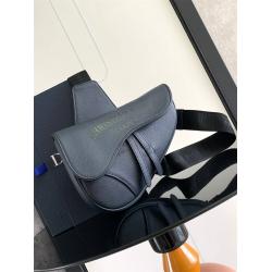 dior官方网站迪奥 1ADPO093 Saddle Bag丝印马鞍包