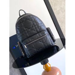dior美国官网迪奥男包 1ESBA220 牛皮双肩包