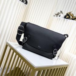 迪奥男包官网 1DBME214 中号 Dior Jett CD 翻盖信使包